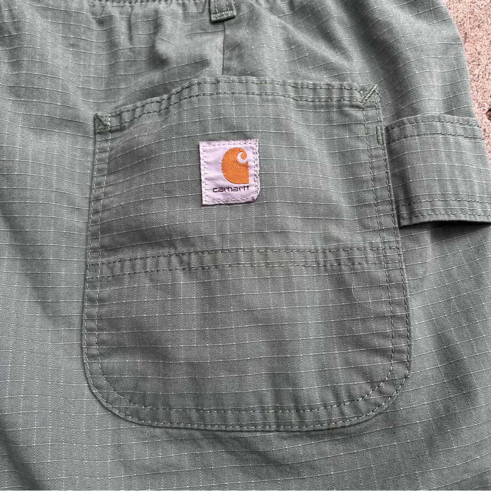 Carhartt Green Work Shorts Women 12 33x9”‎ Roll Tab BS213-W Force Rip Stop - Picture 8 of 12